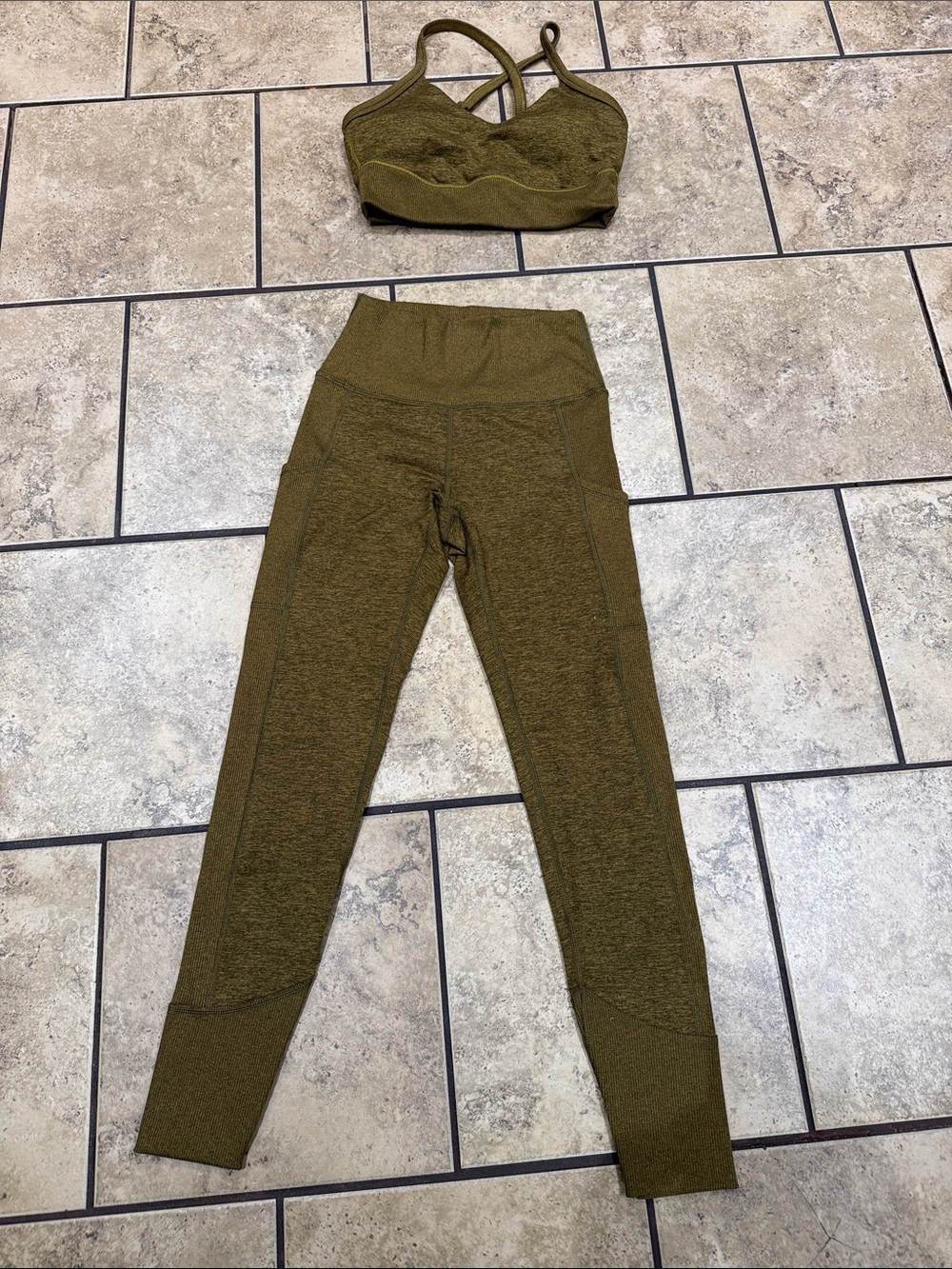 aerie Olive Green Seamless High-Rise Leggings with Matching Sports Bra